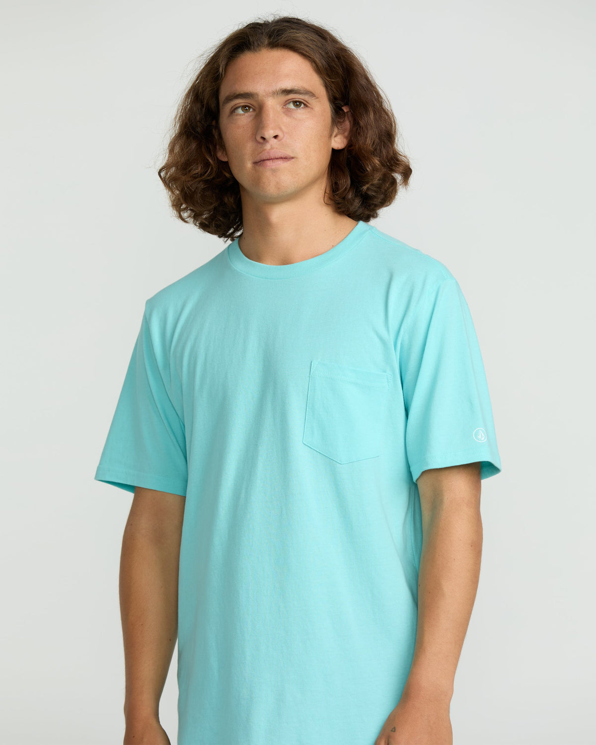 Men's Solid Short Sleeve Shirt Pocket Tee | Volcom Trending