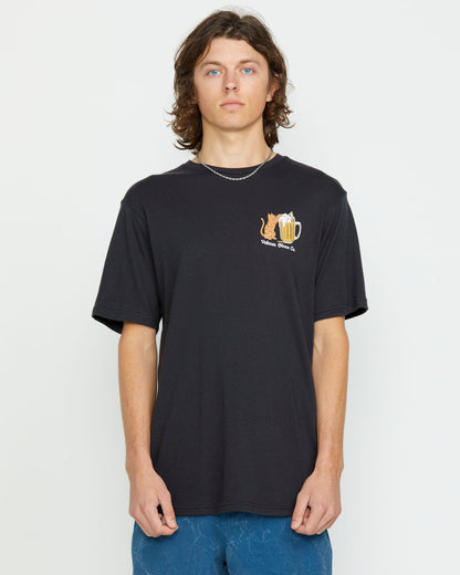 Men's Curious Cat Short Sleeve Tee | Volcom Trending