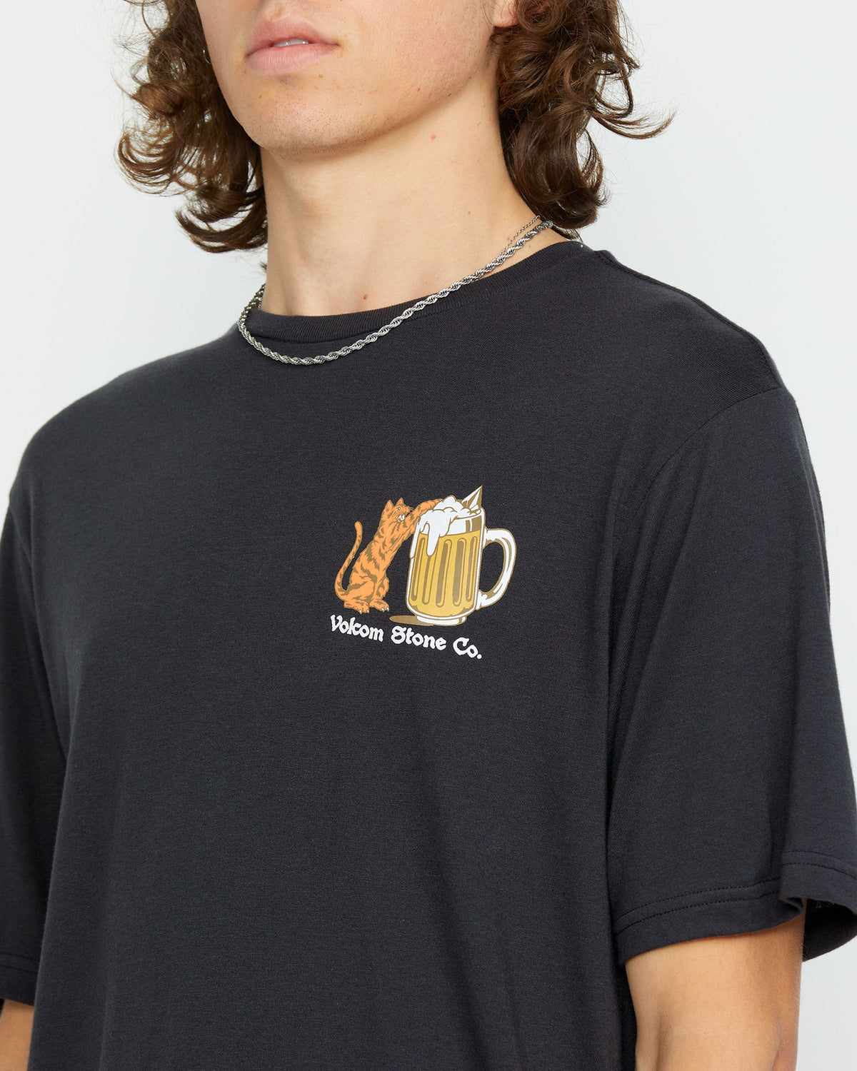 Men's Curious Cat Short Sleeve Tee | Volcom Trending
