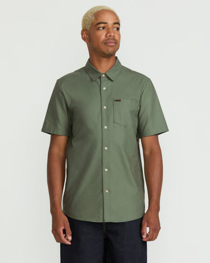Men's Veeco Oxford Short Sleeve Shirt | Volcom Value
