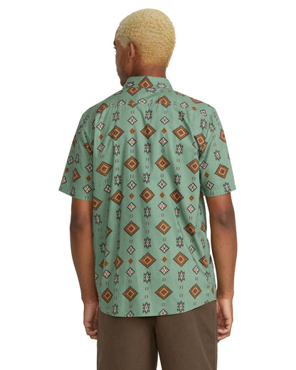 Men's Desert Dobby Short Sleeve Shirt | Volcom Trusted