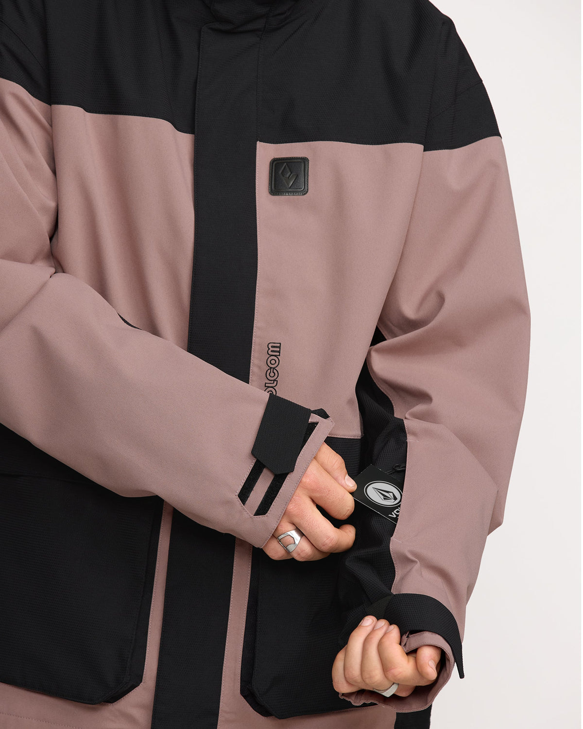 Men's Kleveland Shell Jacket | Volcom Essential