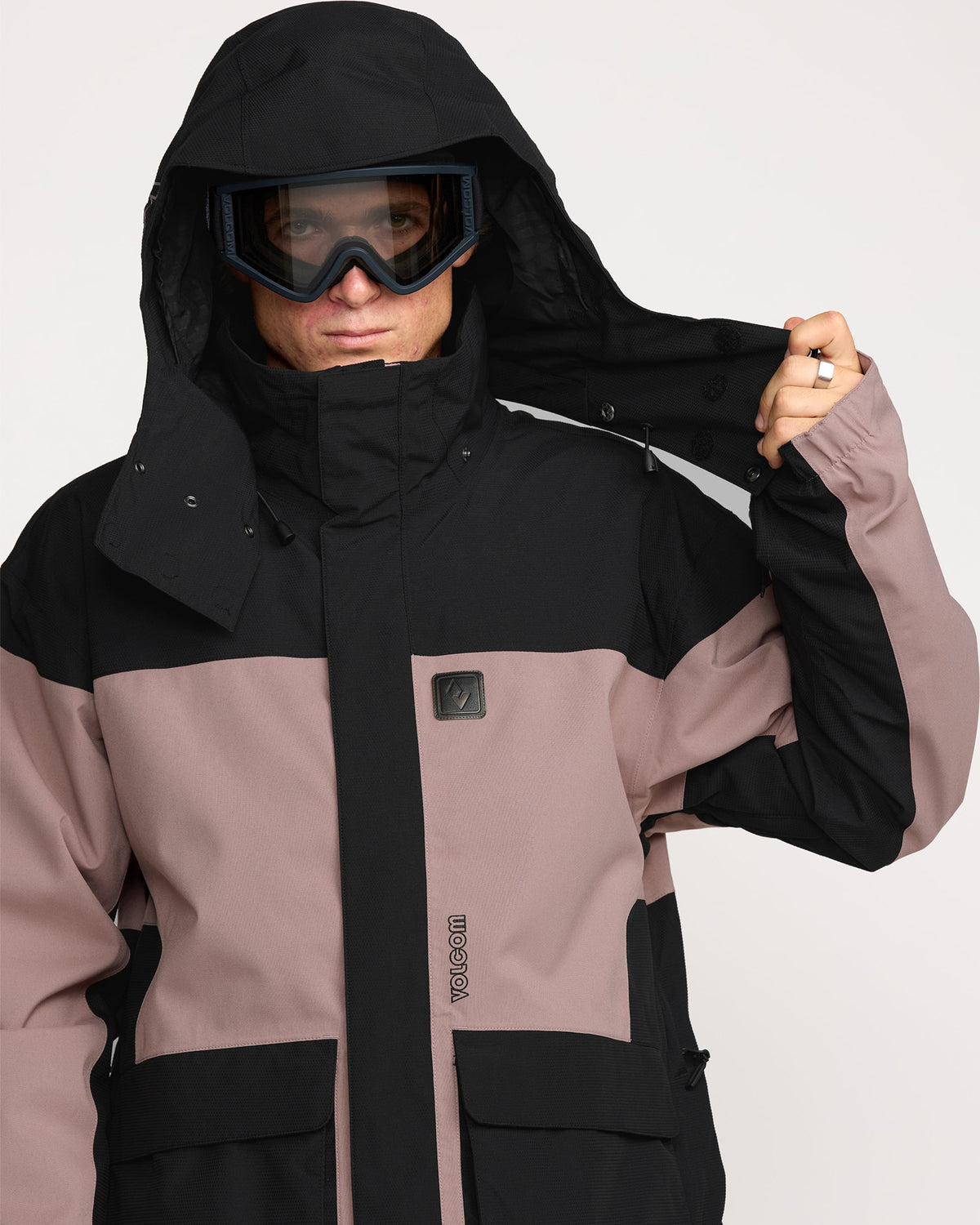 Men's Kleveland Shell Jacket | Volcom Essential