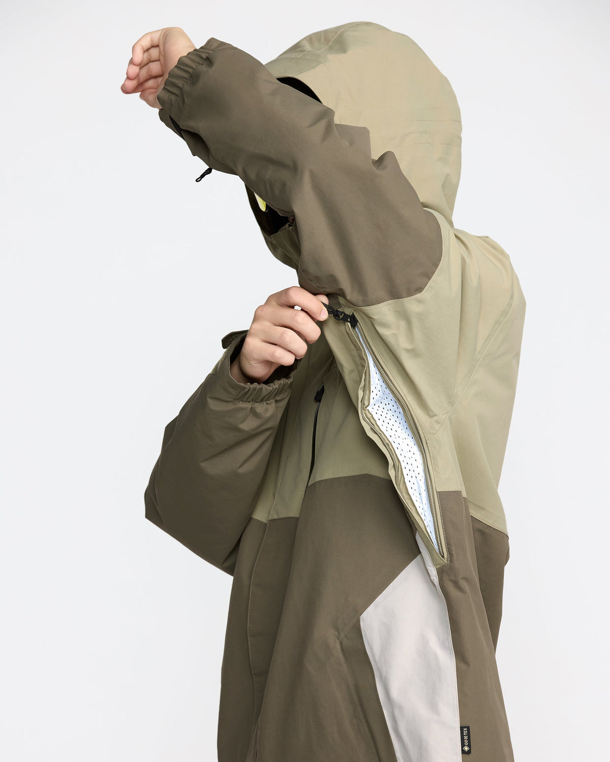 Men's L Gore-Tex Jacket | Volcom Popular