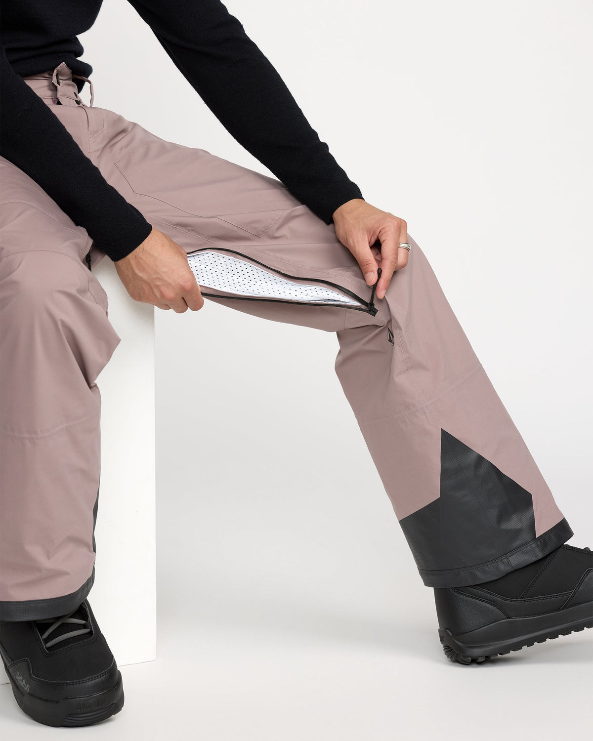 Men's Guch Stretch Gore-Tex Pants | Volcom Quality
