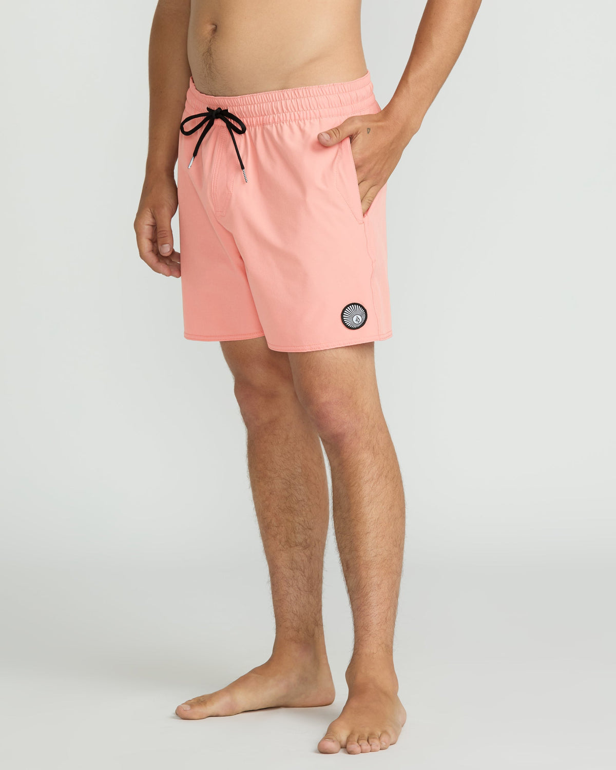 Men's Lido Solid 16 | Volcom Trusted