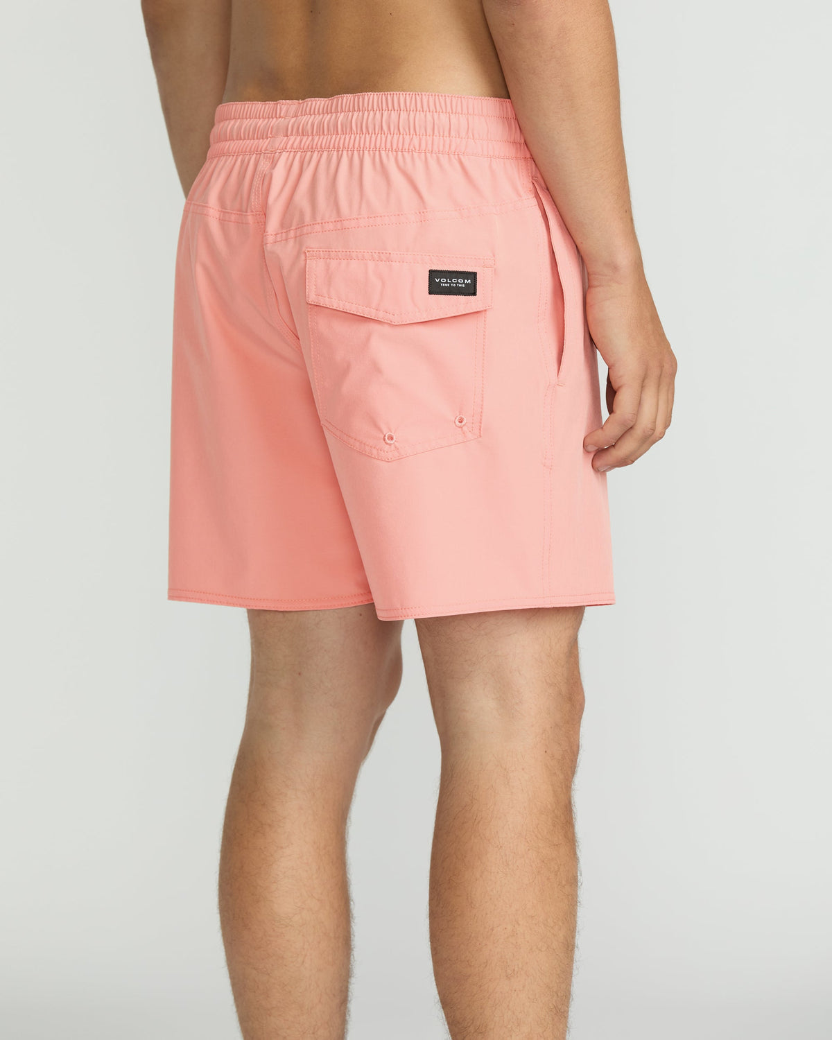 Men's Lido Solid 16 | Volcom Trusted