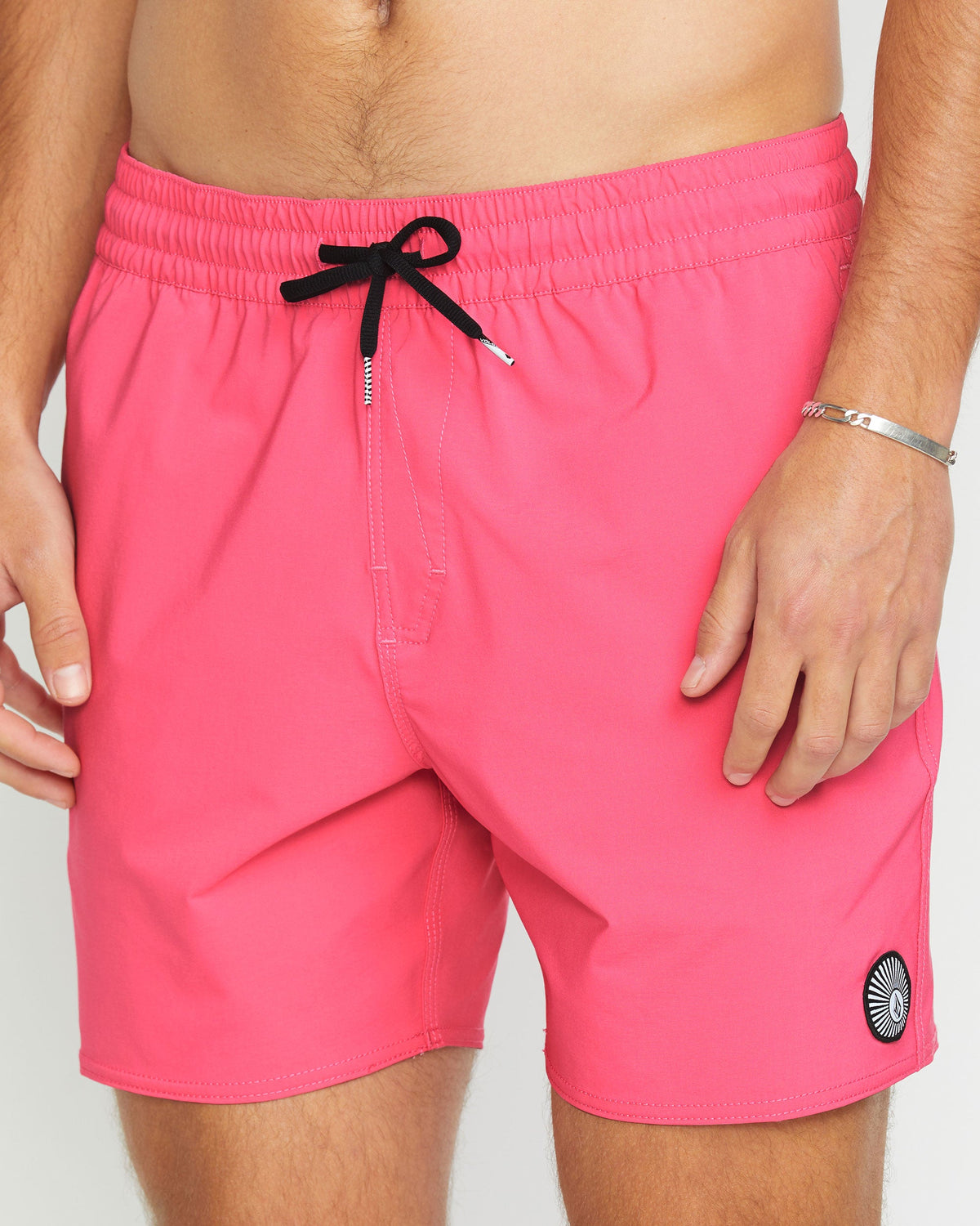 Men's Lido Solid 16 | Volcom Trusted