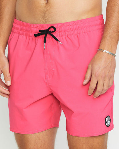 Men's Lido Solid 16 | Volcom Trusted
