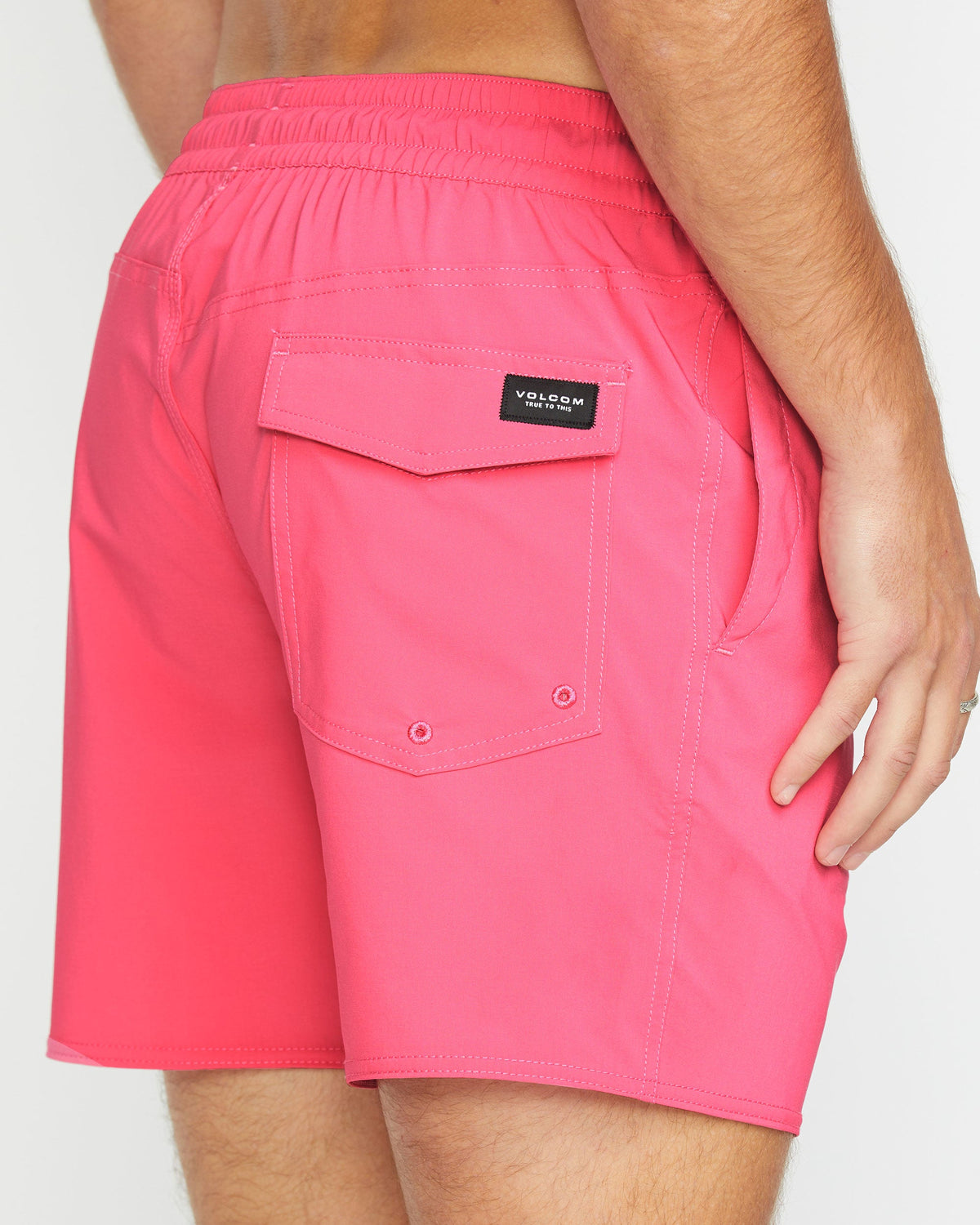 Men's Lido Solid 16 | Volcom Trusted