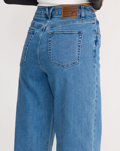 Women's Stoned Boyfriend High Rise Jeans | Volcom Top Pick