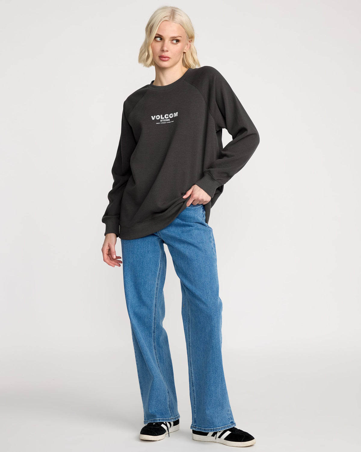 Women's Stone Magic Crew | Volcom Recommended