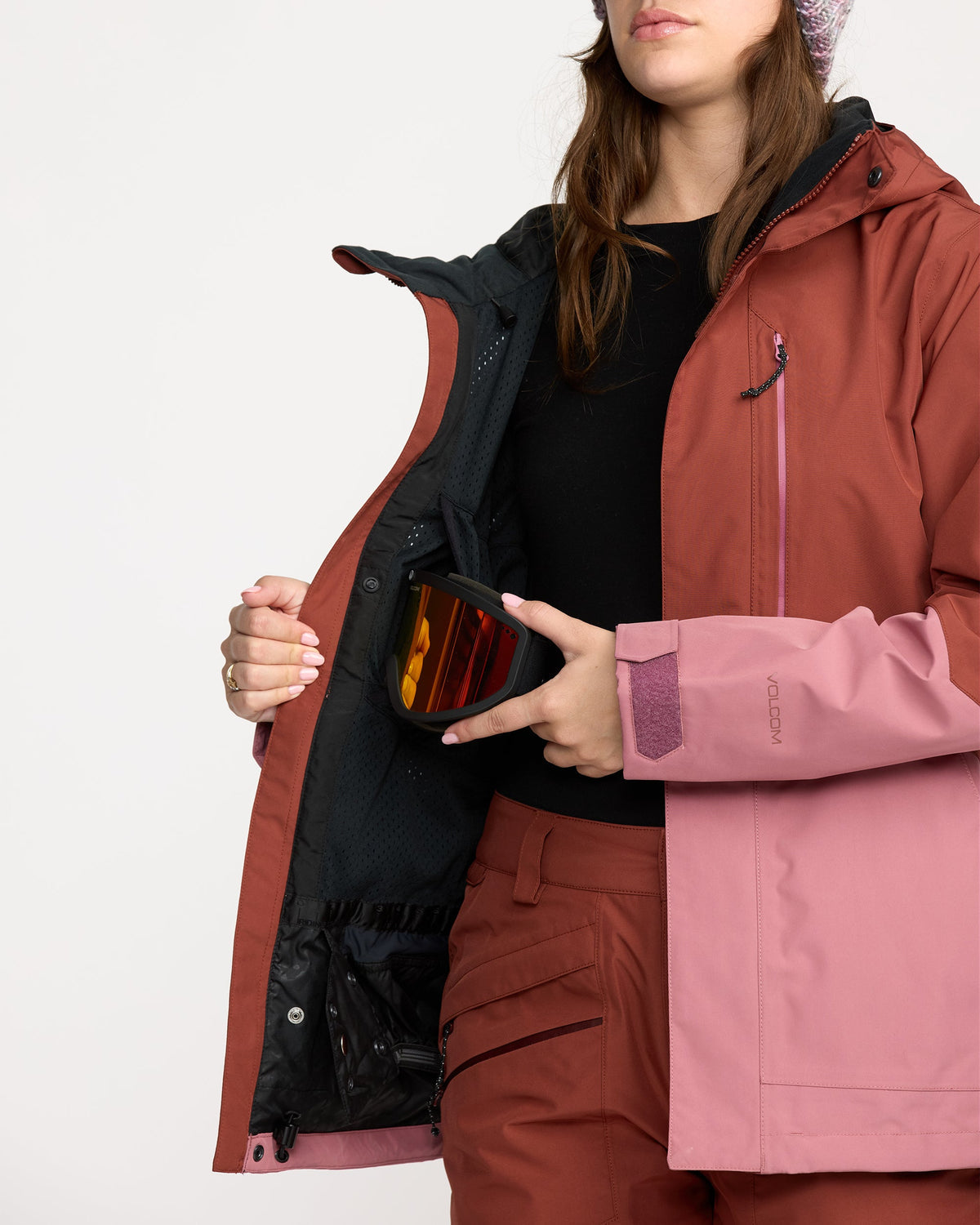 Women's V.Co Tech Eras Gore-Tex Insulated Jacket | Volcom Quality