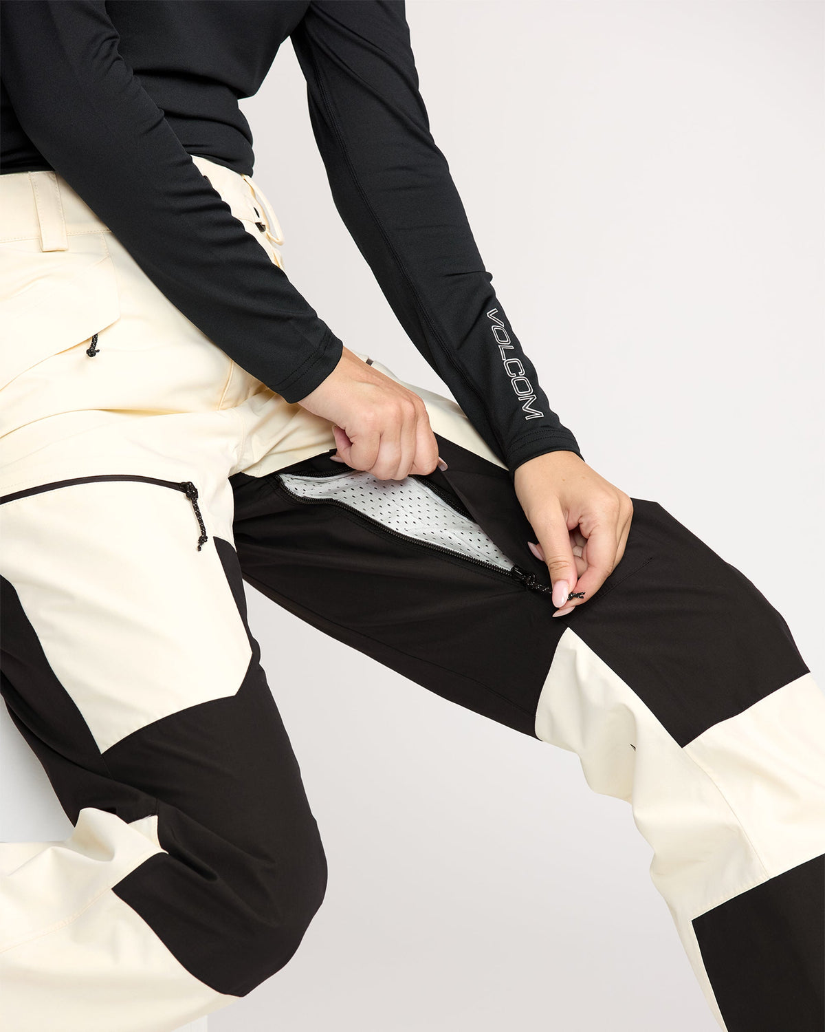 Women's Stone Mica 20K Pants | Volcom Trending