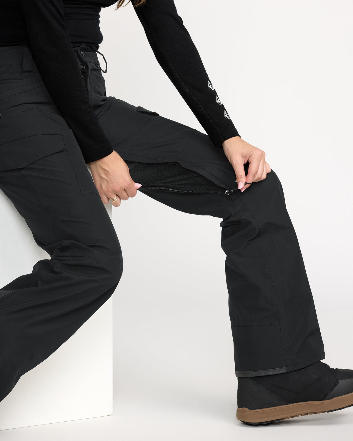 Women's Stonelark Gore-Tex Pants | Volcom Everyday