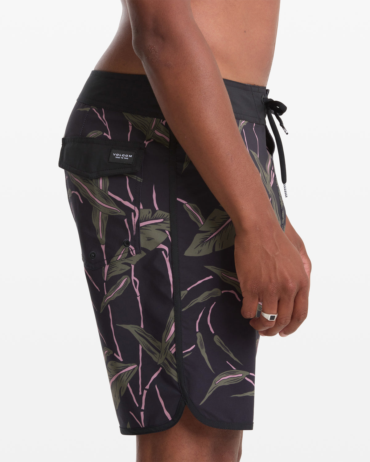 Men's Encounter Scallop Mod 19 | Volcom Smart Buy