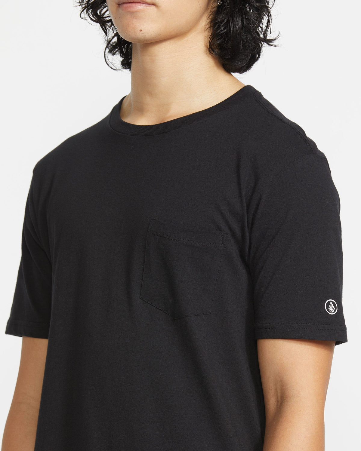 Men's Solid Short Sleeve Shirt Pocket Tee | Volcom Recommended